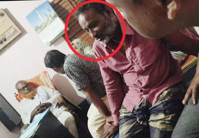 আপত্তিকর অবস্থায় কৃষকলীগ নেতা আটক, অবশেষে বিয়ে