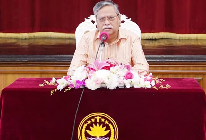 প্রজাতন্ত্রের কর্মচারী প্রভু নয়. জনগণের সেবক: রাষ্ট্রপতি