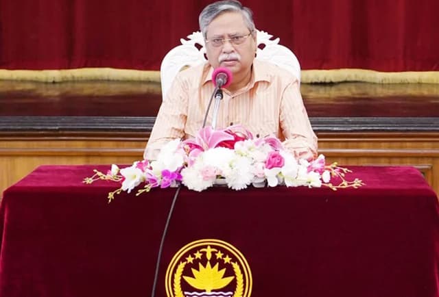 প্রজাতন্ত্রের কর্মচারী প্রভু নয়. জনগণের সেবক: রাষ্ট্রপতি