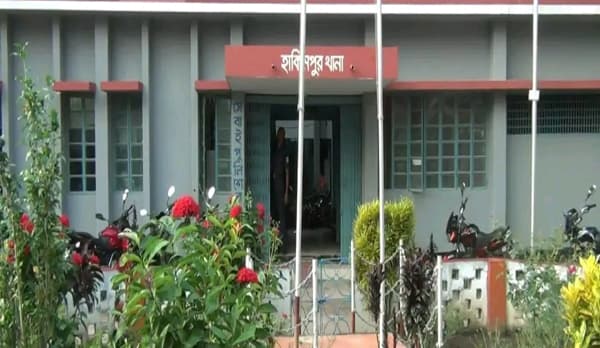 হিলিতে ট্রাকের নিচে ঝাপ দিয়ে আত্মহত্যাকারীর পরিচয় সনাক্ত