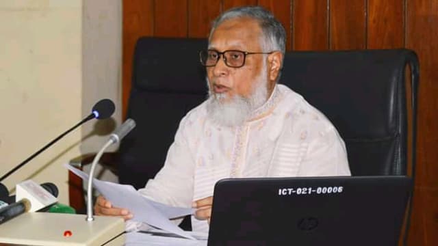 বিতর্ককে সঙ্গী করে বিদায় নিচ্ছেন রাবি উপাচার্য