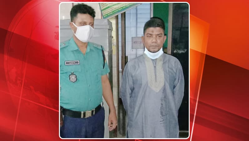 বংশালে রিকশাচালককে মারধর করা সেই ব্যক্তি আটক