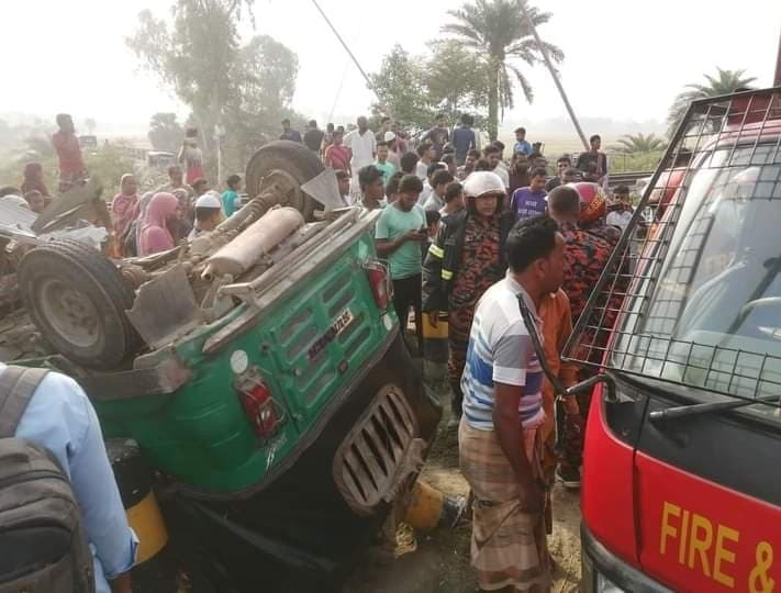 আত্রাইয়ে মহাসড়কে ঝরল এক এনজিও কর্মীর প্রাণ