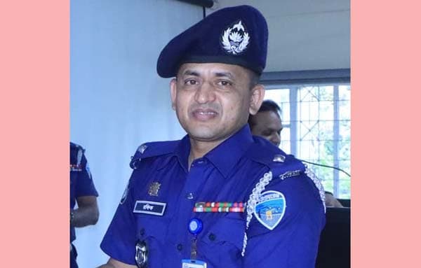 নোয়াখালীর চরজব্বার থানার ওসি প্রত্যাহার