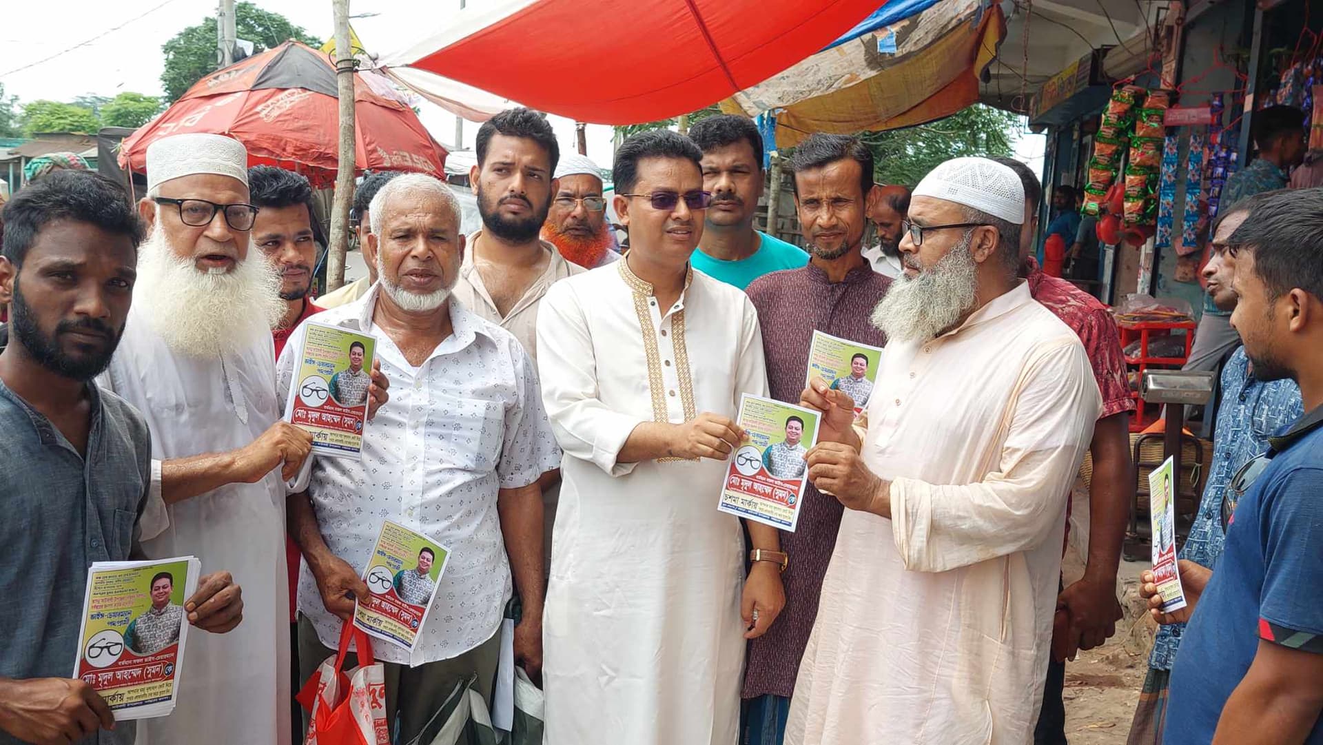 কাউখালীতে ভাইস চেয়ারম্যান প্রার্থী মৃদুল আহম্মেদ সুমনের গনসংযোগ