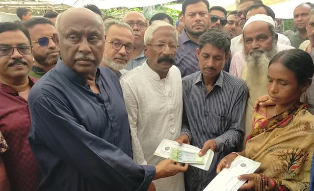 বারহাট্টায় নিহত মুক্তি রাণীর বাড়িতে সমাজকল্যাণ প্রতিমন্ত্রী