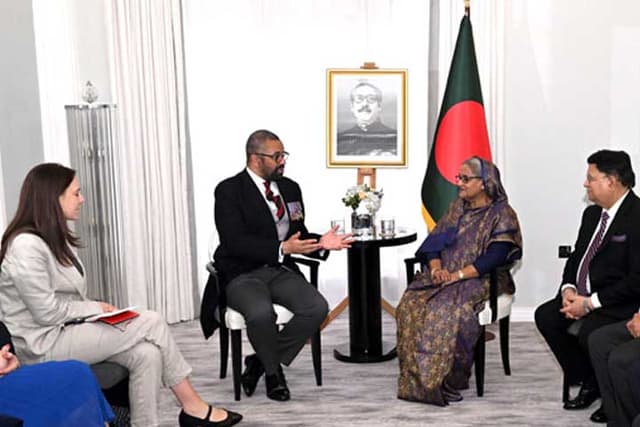 বাংলাদেশে সুষ্ঠু নির্বাচন দেখতে চায় যুক্তরাজ্য