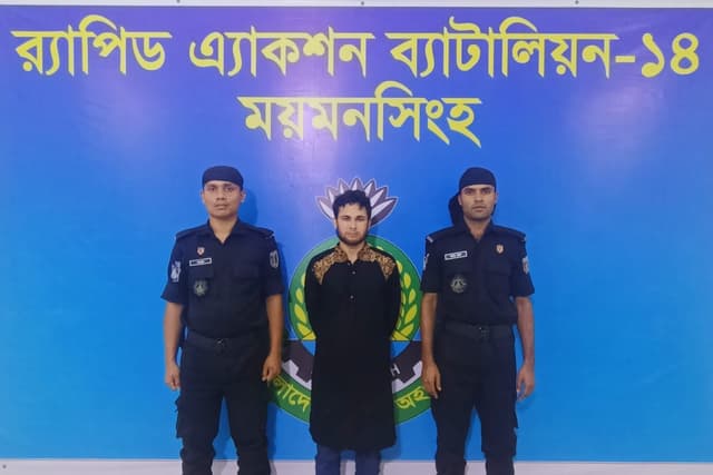 বাবাকে জবাই করে হত্যায় অভিযুক্ত ছেলে গ্রেপ্তার