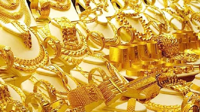 সোনার দাম এবার লাফিয়ে ভরিতে বাড়লো ৪৫০২ টাকা