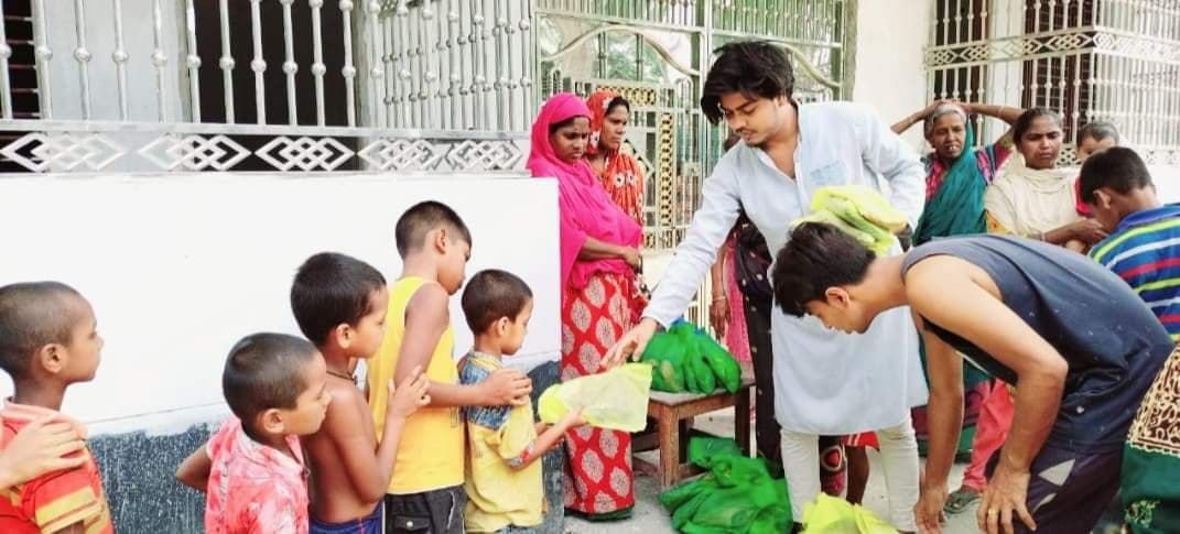 সুবিধাবঞ্চিত শতাধিক শিশুর মুখে হাসি