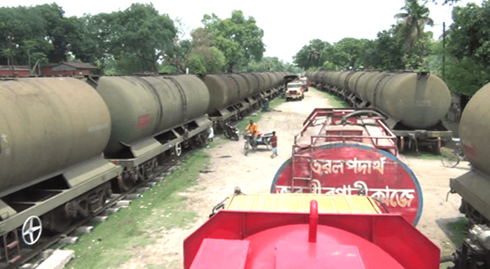 রেলপথে ভারত থেকে এলো চিটাগুড়