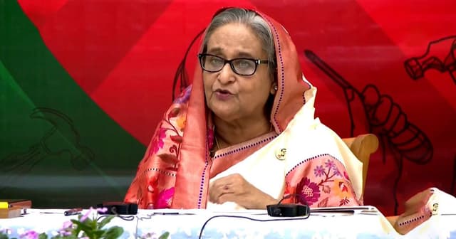 সাদা চামড়া দেখলেই নালিশ করতে পছন্দ করেন অনেকে: প্রধানমন্ত্রী