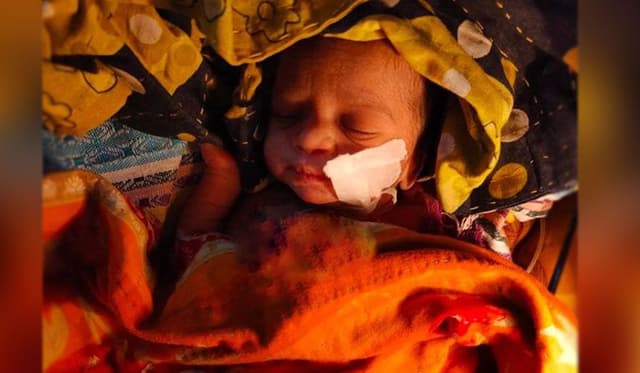 শেবাচিম হাসপাতালে টয়লেটের পাইপ ভেঙে নবজাতক উদ্ধার