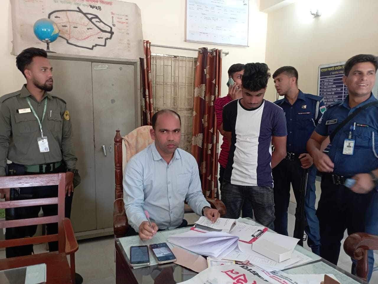 মেহেরপুরে জাল ভোট দেয়ায় তিন জনকে জেল জরিমানা