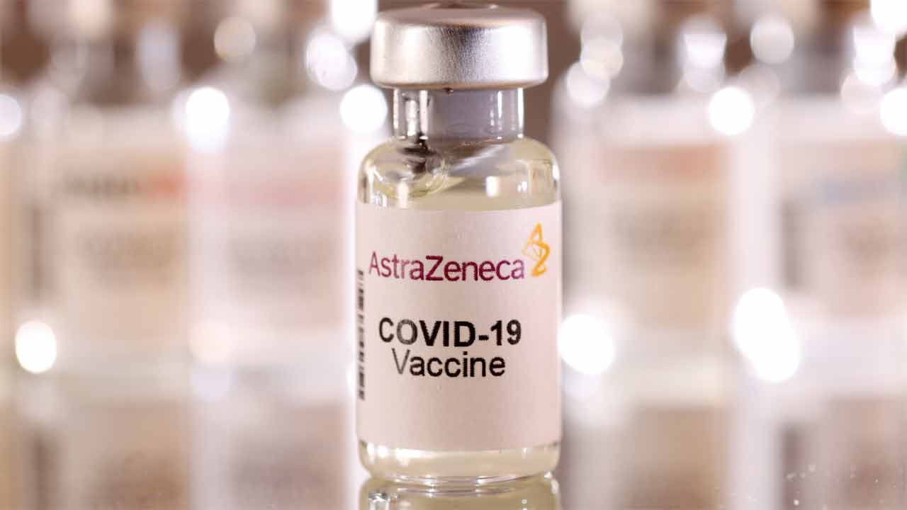 করোনা টিকা প্রত্যাহার করছে অ্যাস্ট্রাজেনেকা