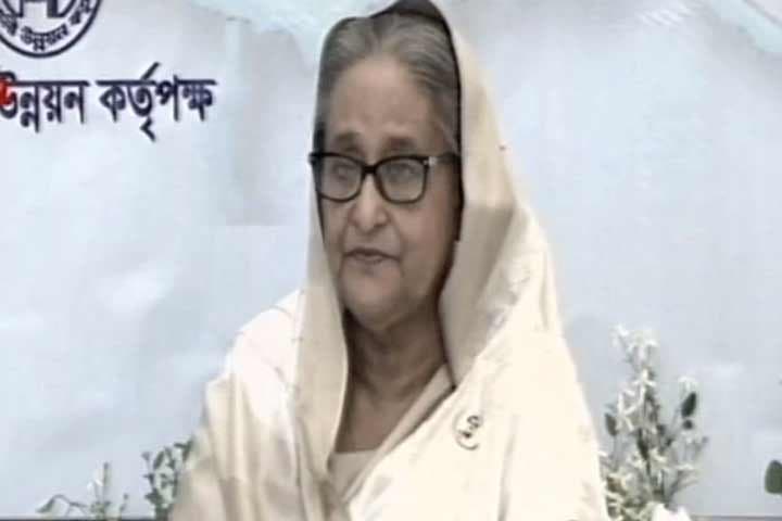 ‘একটা ঈদ বাড়িতে না করলে কী হয়’