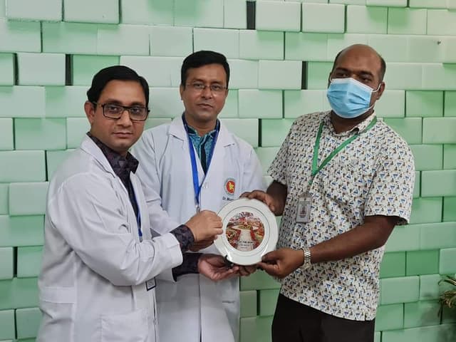 সাপাহারে সম্মাননা পুরস্কার প্রদান