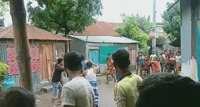 ব্রাহ্মণবাড়িয়ায় দুই পক্ষের সংঘর্ষে পুলিশসহ আহত ২০