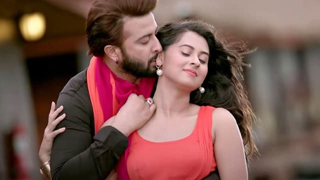 বুবলীর সঙ্গে আর কোনো সিনেমা করব না: শাকিব