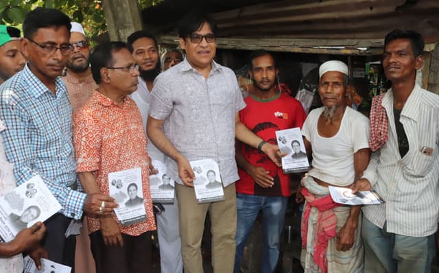 বিসিসি নির্বাচন: মেয়র প্রার্থী তাপসের গণসংযোগ, কাল আসছেন জিএম কাদের