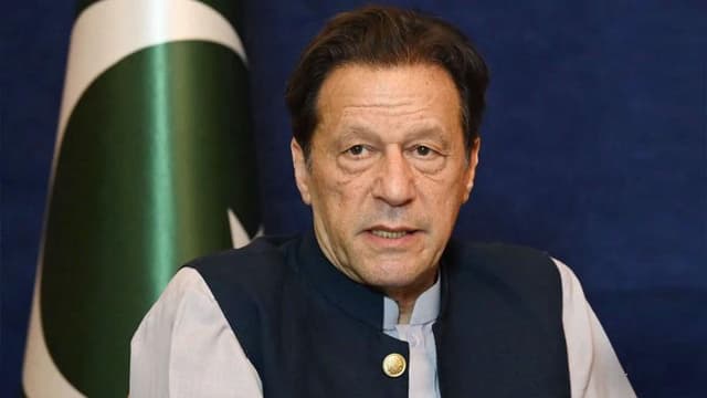 ইমরান খানের গ্রেফতার বেআইনি, তাৎক্ষণিক মুক্তির নির্দেশ