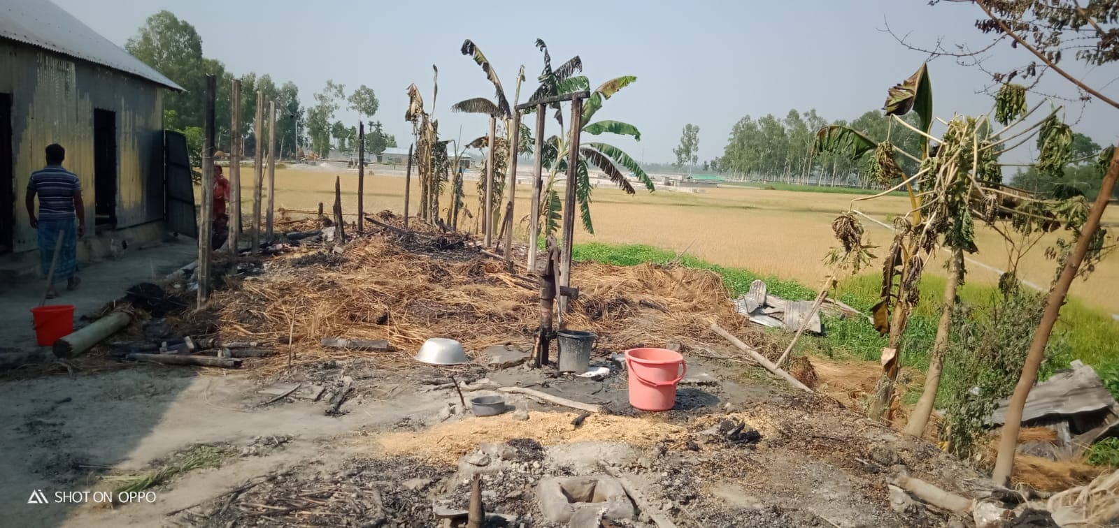 ভূরুঙ্গামারীতে আগুনে পুড়েছে তিনটি ঘর