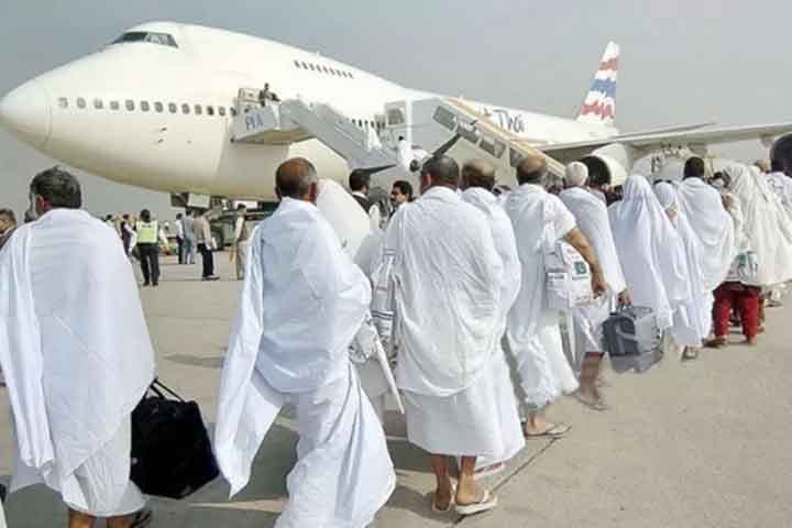 হজের বিমানভাড়া ১ লাখ ৪৫ হাজার টাকা করতে হাইকোর্টে আবেদন