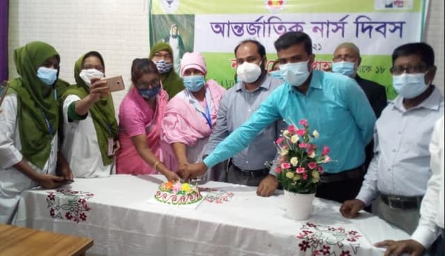ধামইরহাটে আন্তর্জাতিক নার্স দিবস পালিত