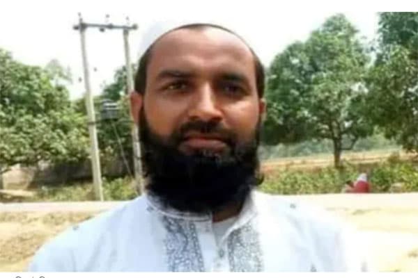 অযোধ্যায় মুসলিম ধর্মগুরু গ্রাম প্রধান নির্বাচিত