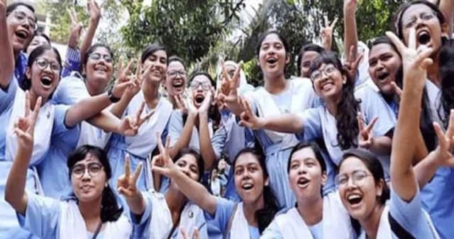 এসএসসির ফল প্রকাশ, পাসের হার ৮৩.০৪ শতাংশ