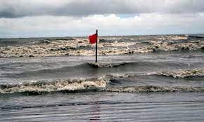 কক্সবাজারে ১০ নম্বর মহাবিপদ সংকেত