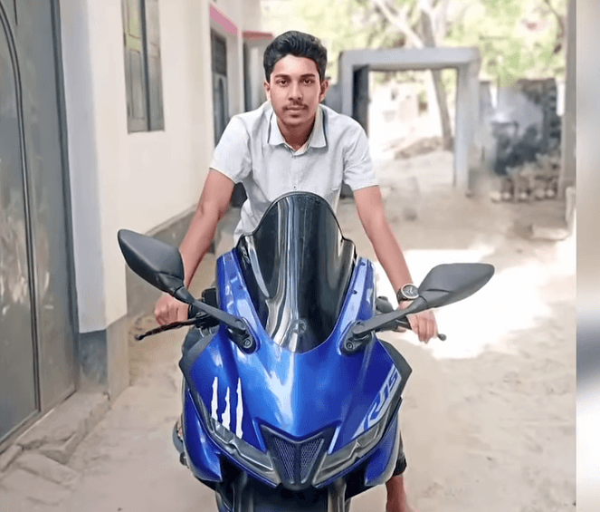 নানার বাড়িতে এসএসসি পাসের মিষ্টি দিয়ে ফিরলেন লা'শ হয়ে