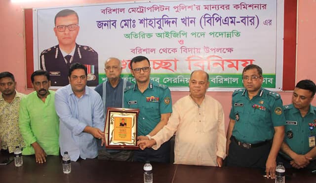 চ্যালেঞ্জের মধ্য দিয়ে কাজ করে যাচ্ছে গণমাধ্যমকর্মীরা : অতিরিক্ত আইজিপি