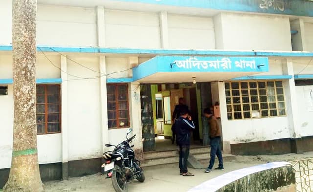 আদিতমারীতে চাচার বিরুদ্ধে ৭ বছরের ভাতিজিকে ধর্ষণের অভিযোগ