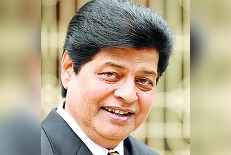 বর্ষীয়ান চিত্রনায়ক ফারুক আর নেই