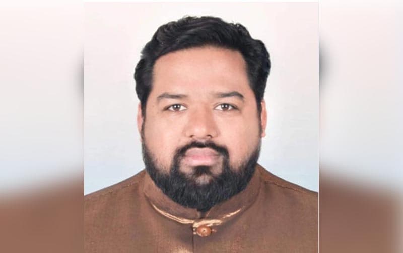 বরিশালে গভীর রাতে মহানগর ছাত্রলীগের আহ্বায়কসহ আটক ১০