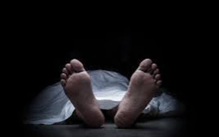 বসতঘরে পড়েছিল গৃহবধূর মরদেহ, স্বামী পলাতক