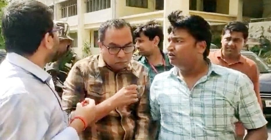 দেশে ফিরতে চান পি কে হালদার