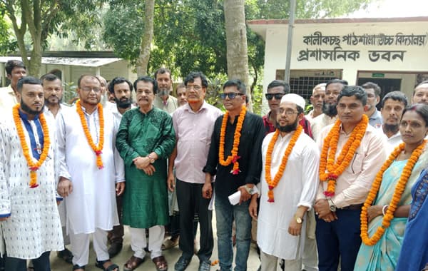 বিনা প্রতিদ্বন্দ্বিতায় অভিভাবক সদস্য নির্বাচিত