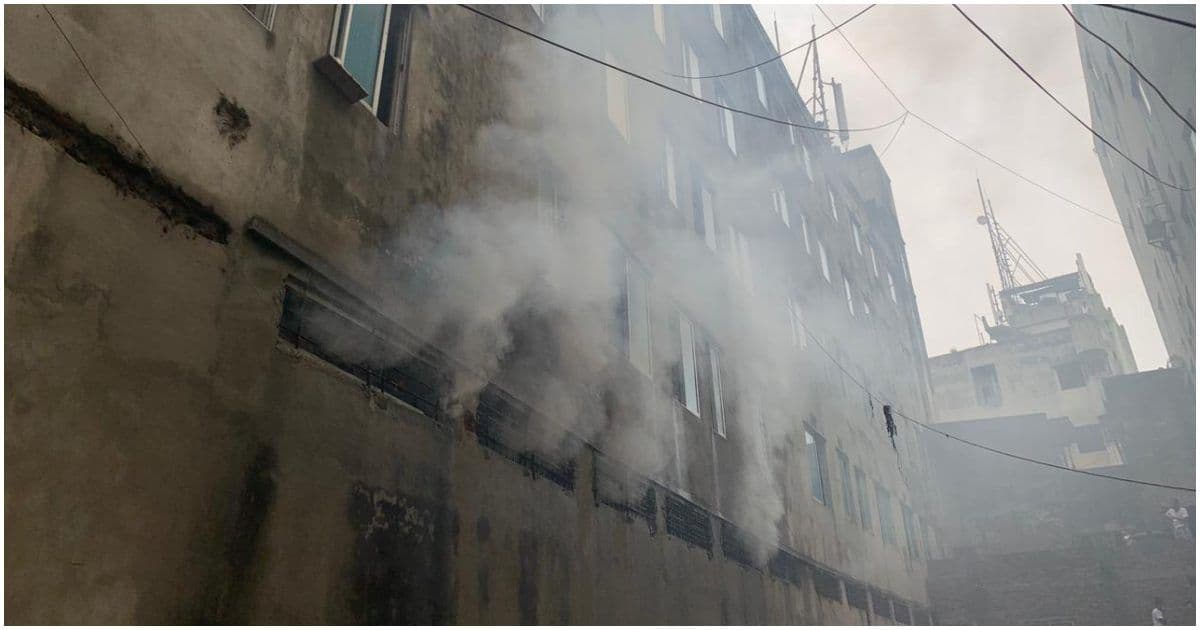 ধোলাইখালে মিউচুয়াল ট্রাস্ট ব্যাংকে আগুন