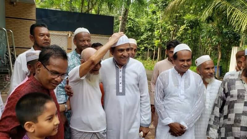 নির্বাচিত হলে নগরবাসীর উন্নয়নে কাজ করব: মেয়র প্রার্থী তাপস