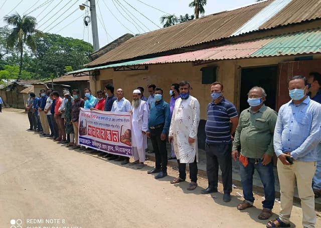 সাংবাদিক রোজিনা ইসলামের নিঃশর্ত মুক্তির দাবিতে হাকিমপুর মানববন্ধন