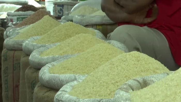 ভরা মৌসুমেও চাল নিয়ে কারসাজি