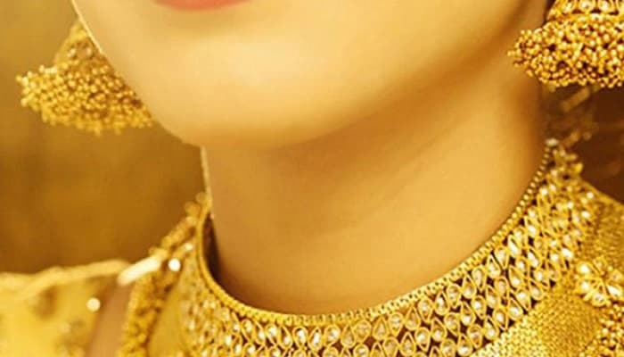 দেশের বাজারে স্বর্ণের দামে নতুন রেকর্ড