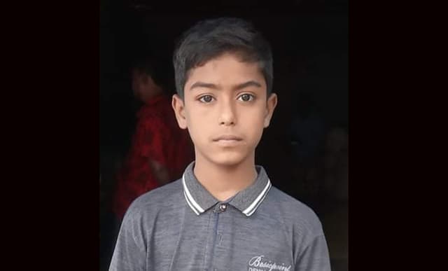 তৃতীয় শ্রেণির ছাত্র জমিজমা মামলার আসামী !