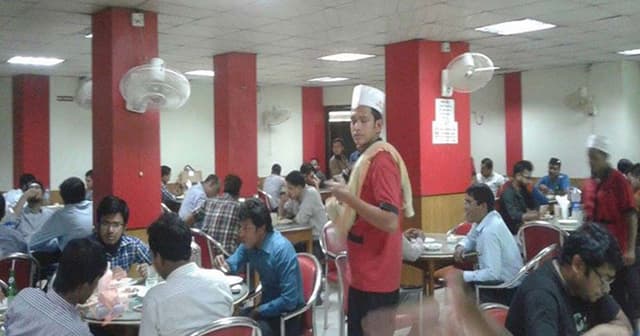 লকডাউনে খোলা থাকবে হোটেল রেস্তোরাঁ