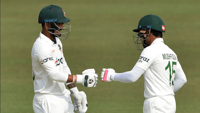 দুঃস্বপ্নের শুরুর পর লড়ছেন মুশফিক-লিটন