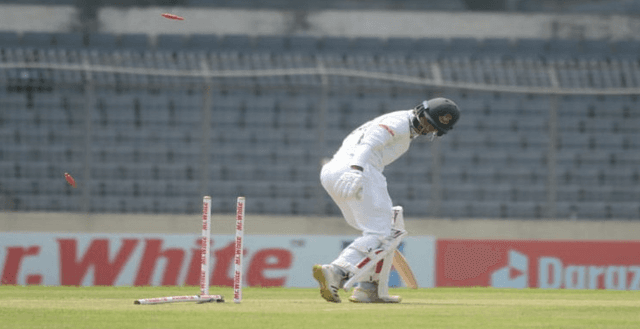 লঙ্কান দুই পেসারের দাপটে ছন্নছড়া বাংলাদেশ, নেই ৫ উইকেট