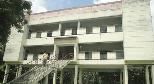 ঘূর্ণিঝড় ‘ইয়াস’ : বরিশালে প্রস্তুত ৩১৬টি সাইক্লোন শেল্টার