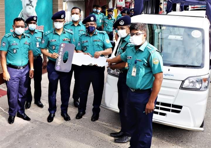 পুলিশের সক্ষমতা বাড়াতে সরকারেরর দেয়া উপহার কাজে লাগাতে হবে -বিএমপি কমিশনার
